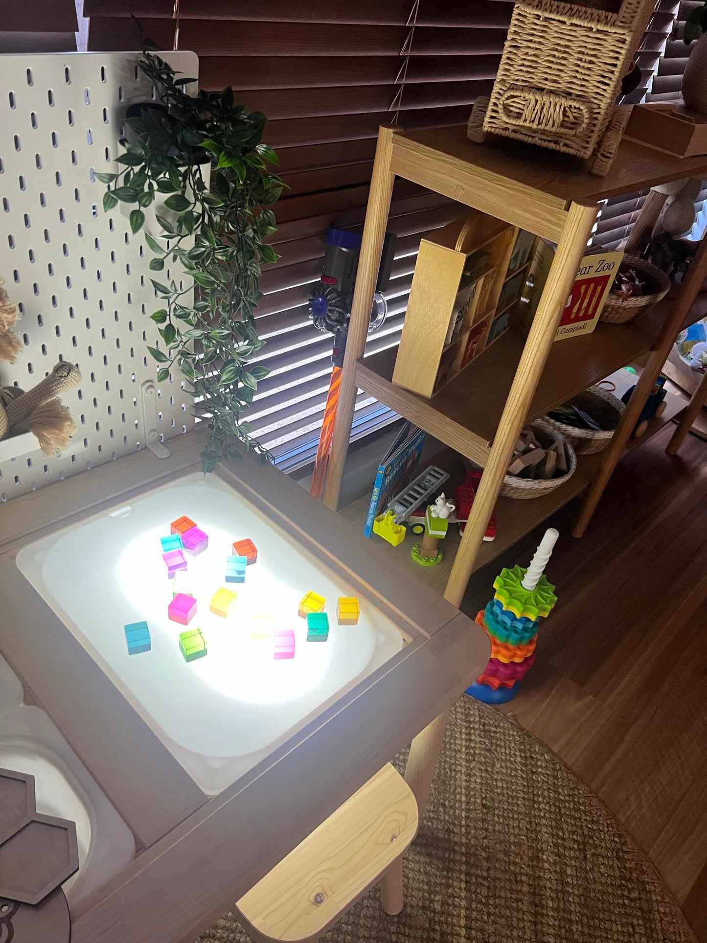Flisat Insert - Light Table