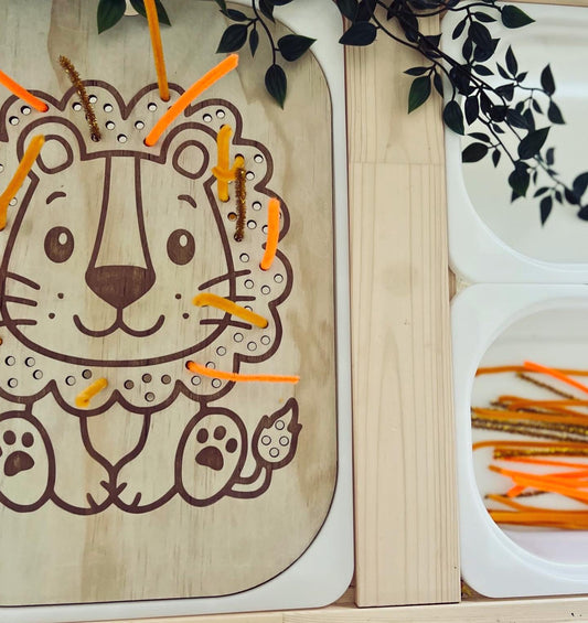 Flisat Insert - Lion (Includes Stems)