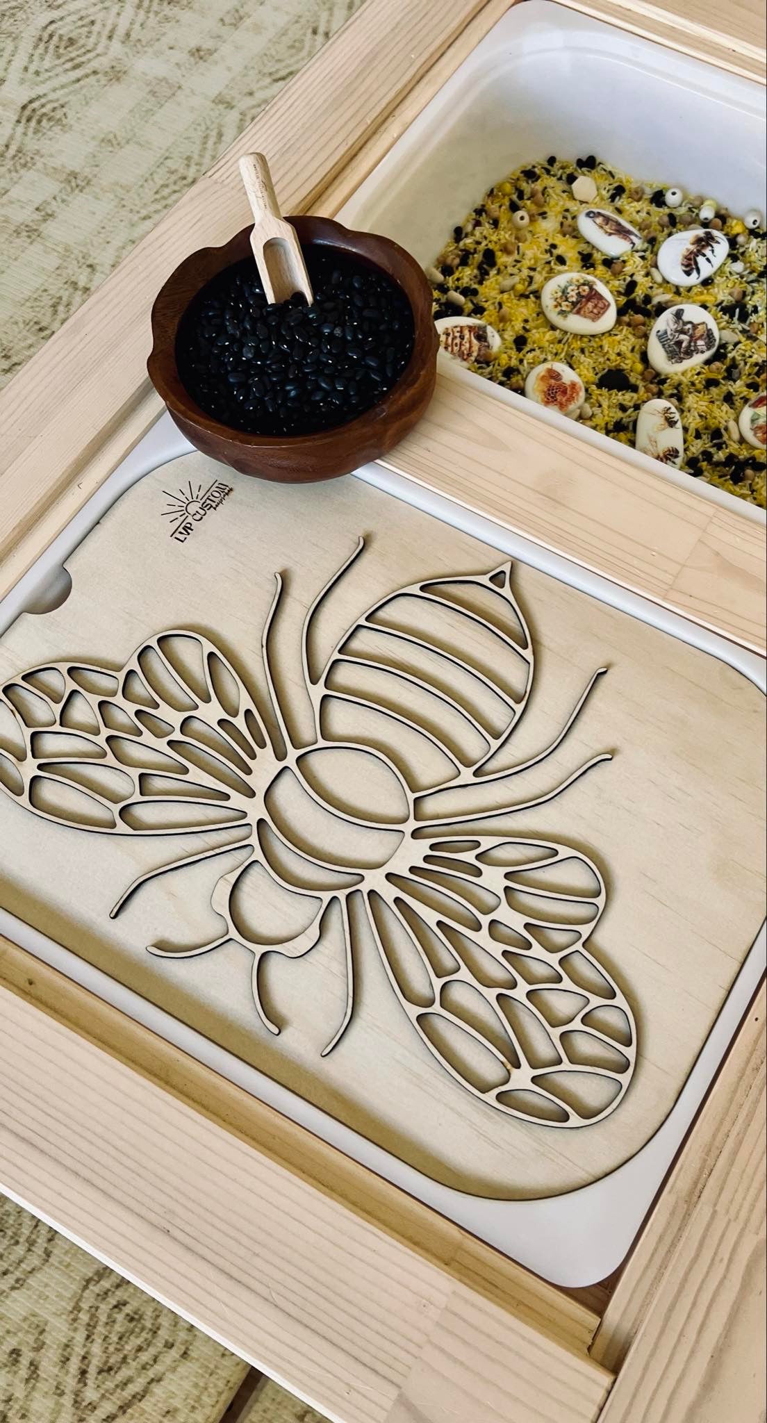 Flisat Insert - Fillable Bee
