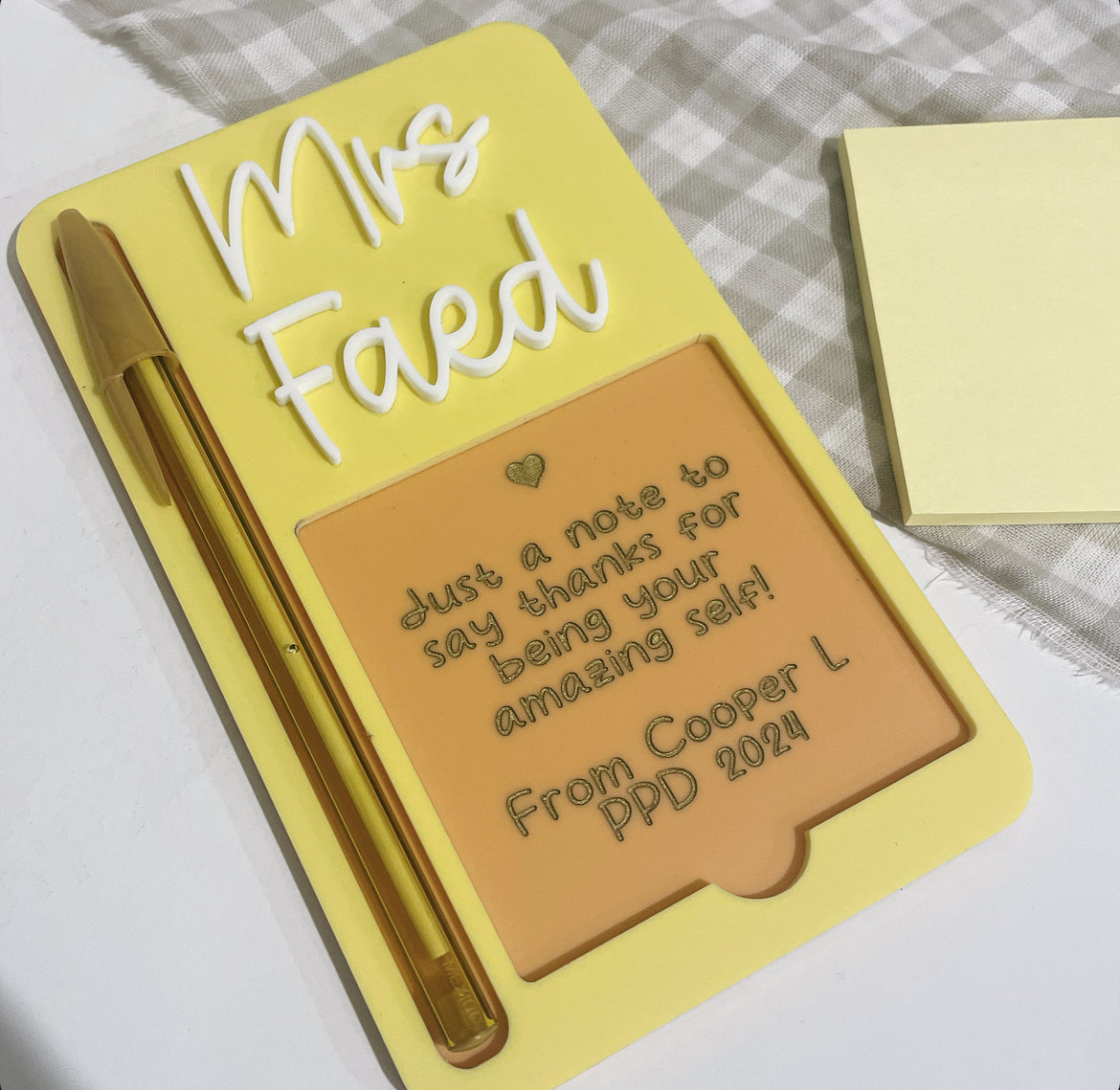 Acrylic Post It Holder